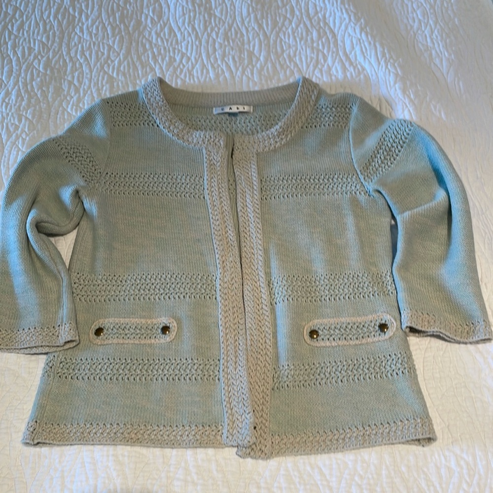 Cabi  203 Society sweater small